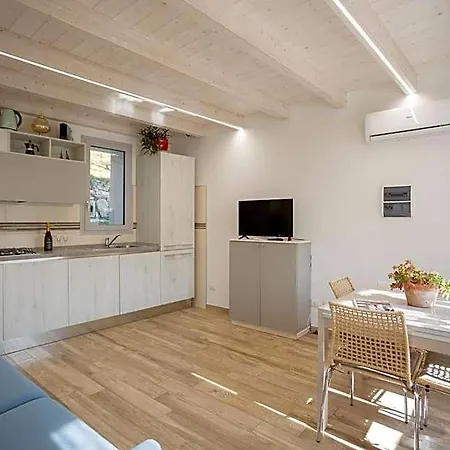 Hotel La Cascina Dei Ciliegi 4*